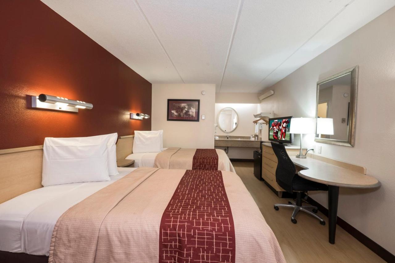 Red Roof Inn Cincinnati Northeast - Blue Ash Kültér fotó