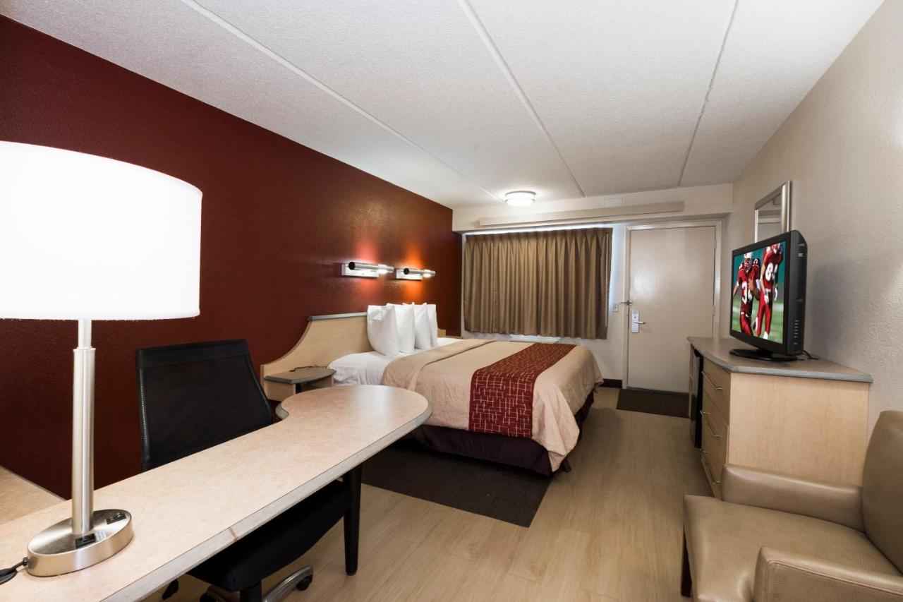 Red Roof Inn Cincinnati Northeast - Blue Ash Kültér fotó