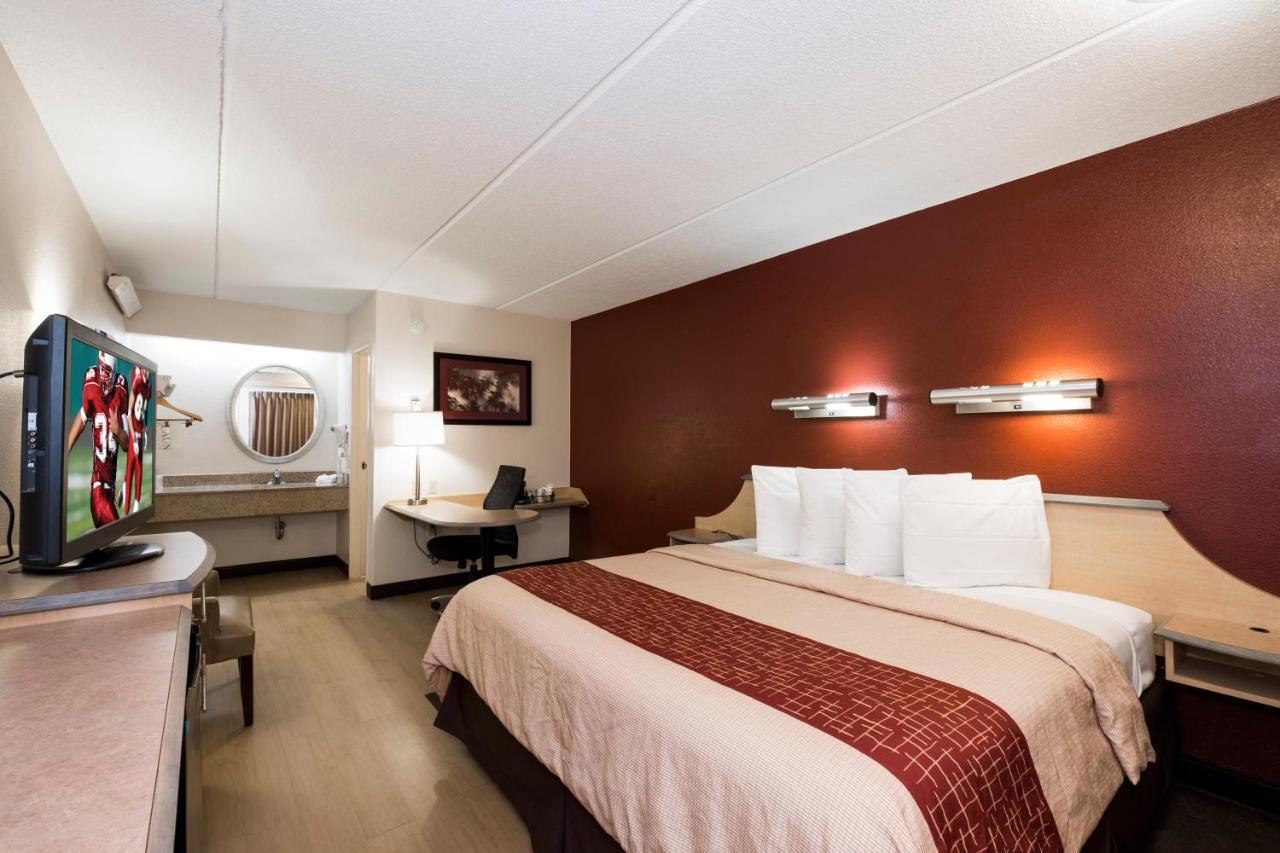 Red Roof Inn Cincinnati Northeast - Blue Ash Kültér fotó