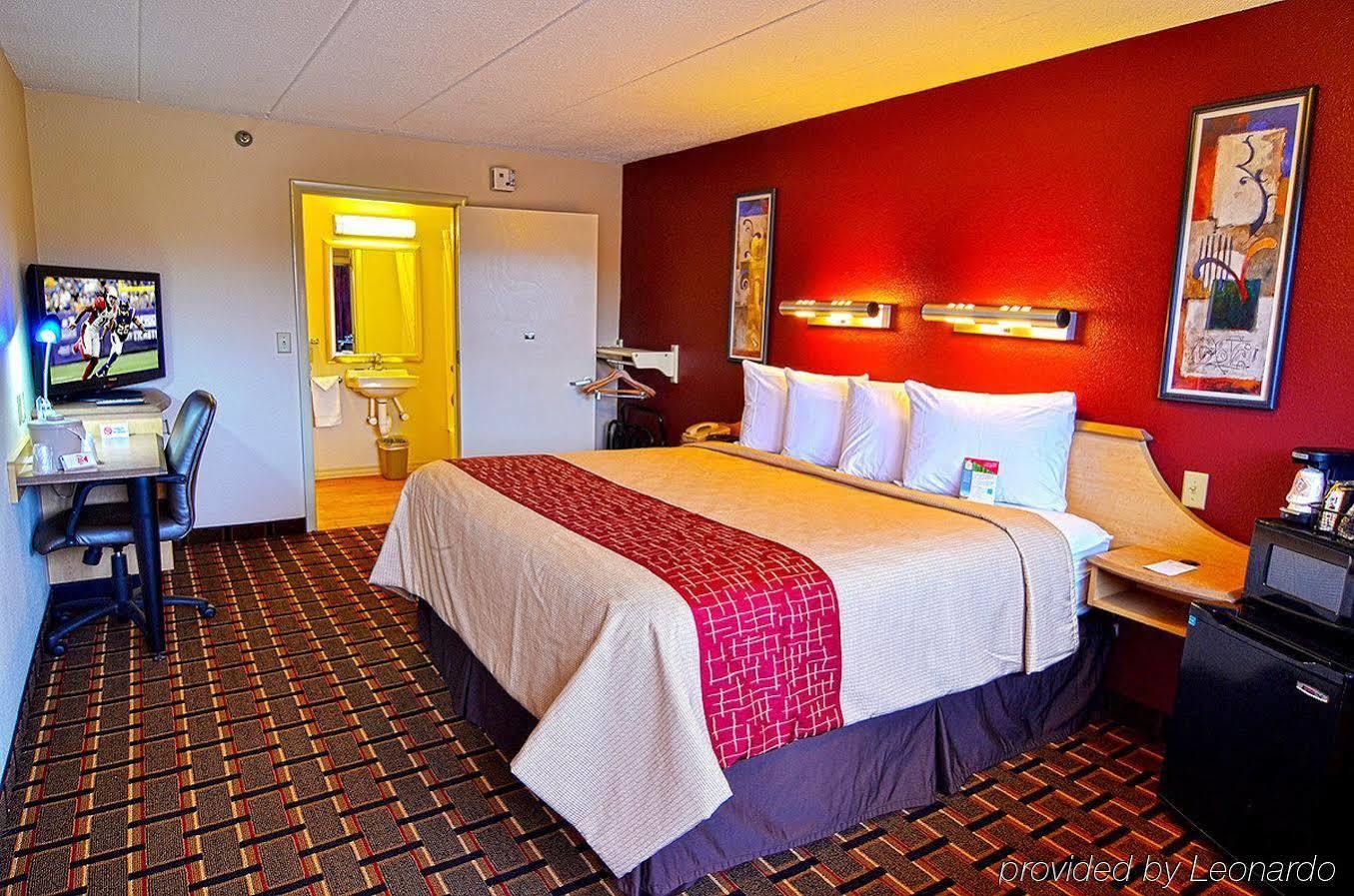 Red Roof Inn Cincinnati Northeast - Blue Ash Kültér fotó